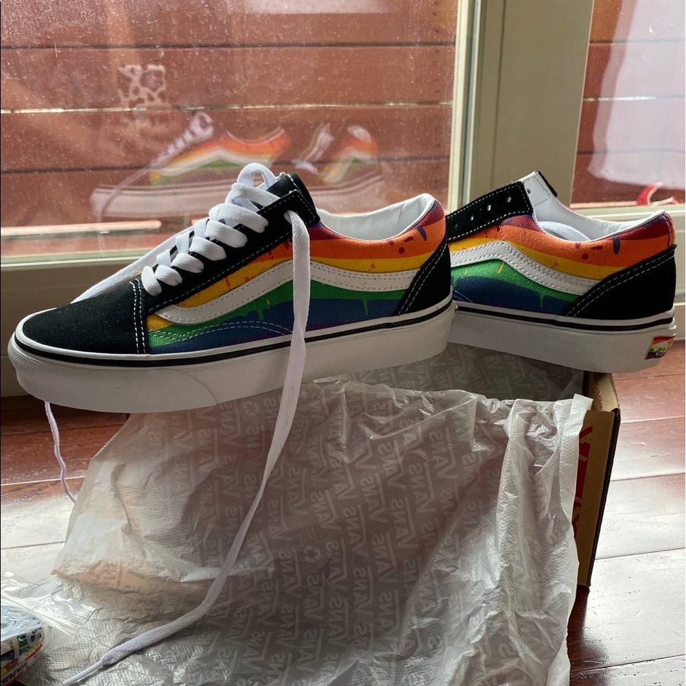 VANS OLD SCHOOL DRIPPING RAINBOW SHOES